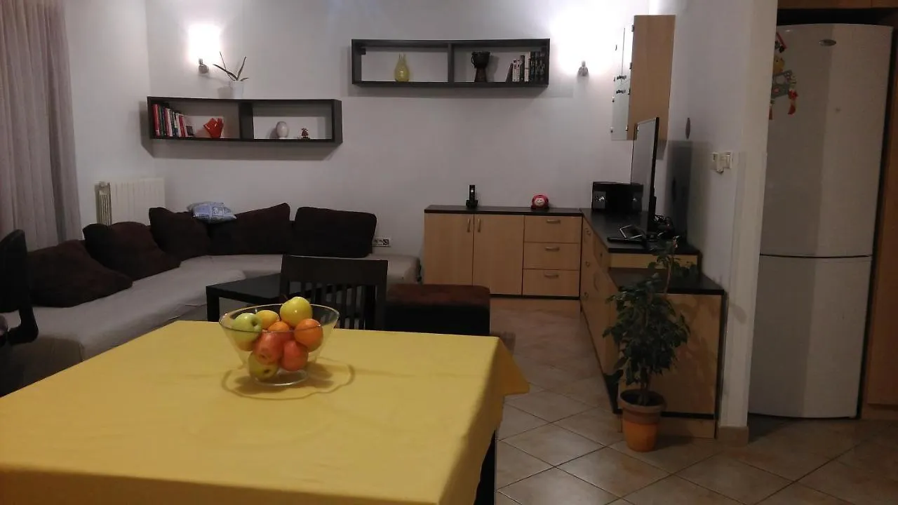 Lair By The Sea - Stoja, Pula Apartment
